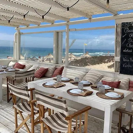 In Golf & Pool Barbecue Villa Caparica